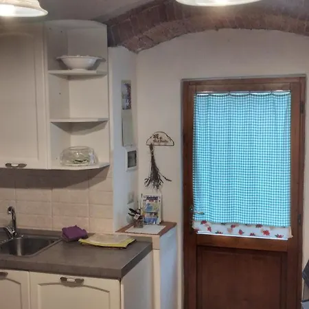 Casa La Rondine Apartment